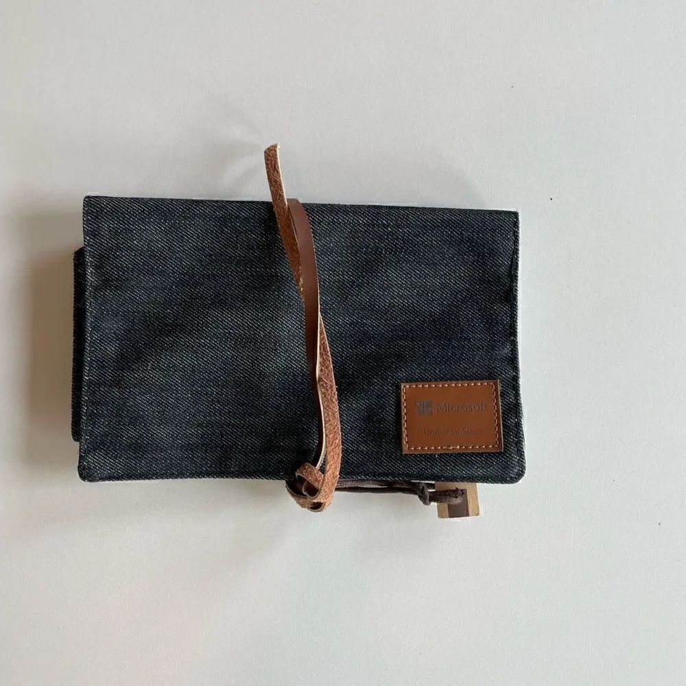 NWT Origaudio The Presidio Collection Microsoft Travel Accessories Holder